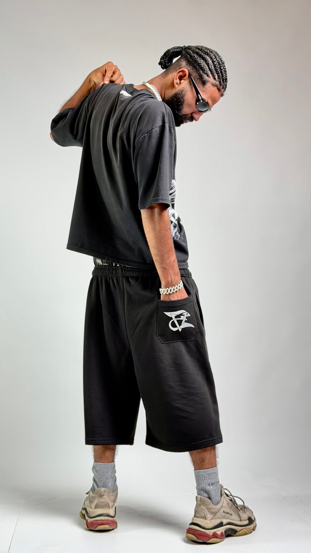 Starva Boxy black tee