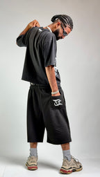 Starva Boxy black tee