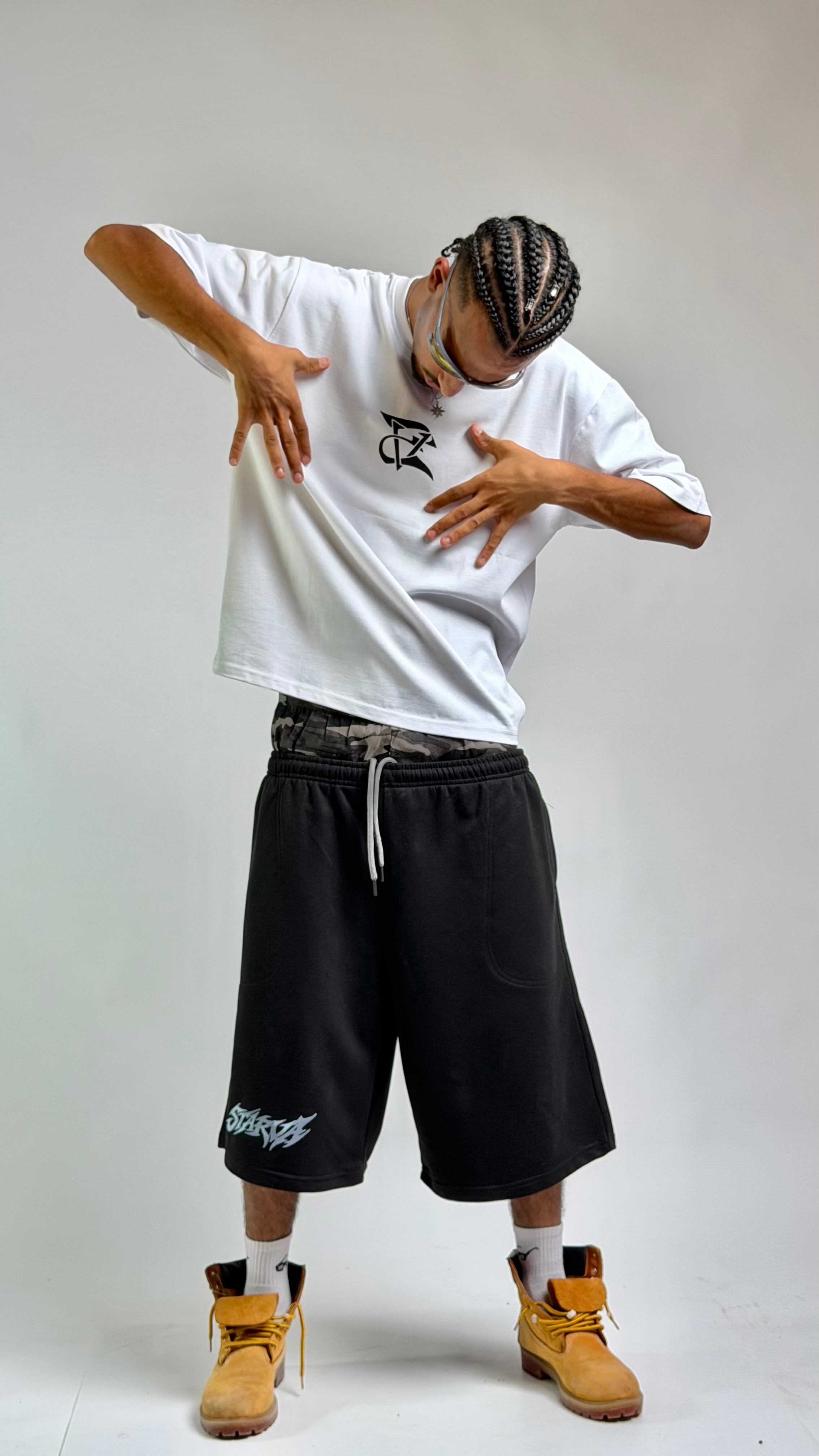 STARVA WHITE TEE